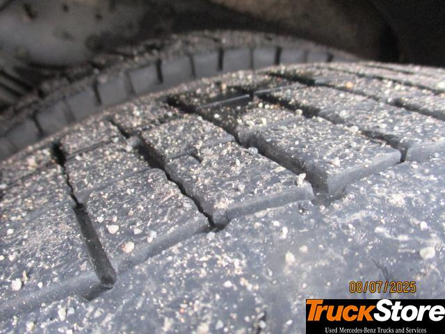 FUSO 7C15 - Koffer Transporter: das Bild 5 FUSO 7C15 - Koffer Transporter: das Bild 5