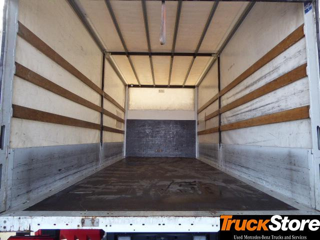 Mercedes-Benz Atego 818 L - Pritsche Transporter: das Bild 3 Mercedes-Benz Atego 818 L - Pritsche Transporter: das Bild 3