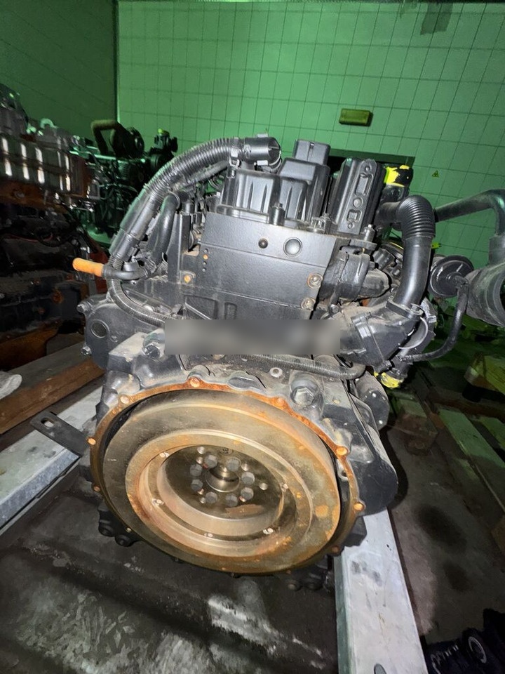 Deutz TCD 2.9 L4 Deutz 2.9 TCD L4 - Motor für Bagger: das Bild 3 Deutz TCD 2.9 L4 Deutz 2.9 TCD L4 - Motor für Bagger: das Bild 3