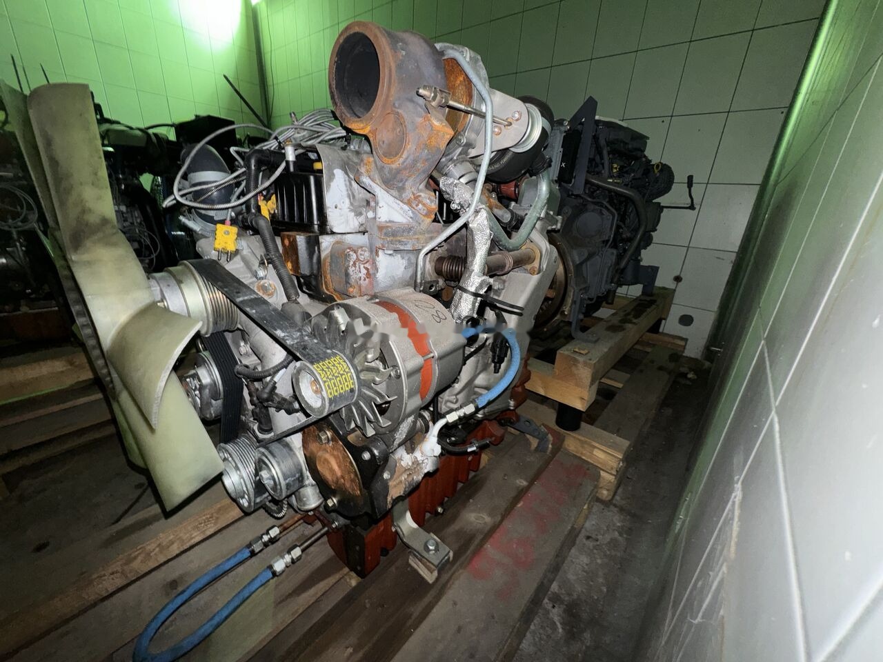 Deutz TCD 2.9 L4 - Motor für Bagger: das Bild 4 Deutz TCD 2.9 L4 - Motor für Bagger: das Bild 4