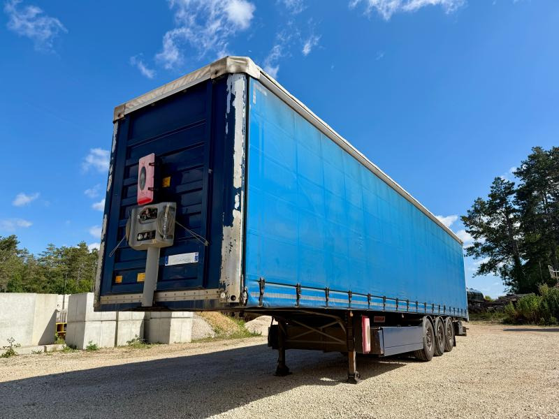 Fruehauf - Planenauflieger: das Bild 1 Fruehauf - Planenauflieger: das Bild 1