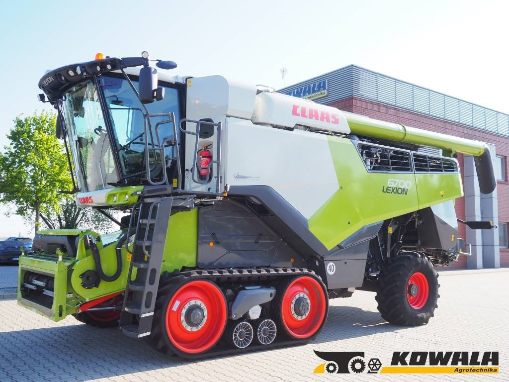 Claas Lexion 6700TT GPS + V770 - Mähdrescher: das Bild 1 Claas Lexion 6700TT GPS + V770 - Mähdrescher: das Bild 1