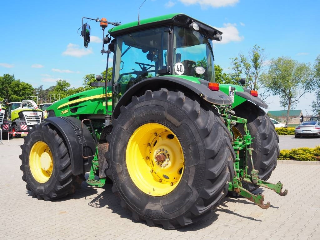 John Deere 7930 - Traktor: das Bild 2 John Deere 7930 - Traktor: das Bild 2