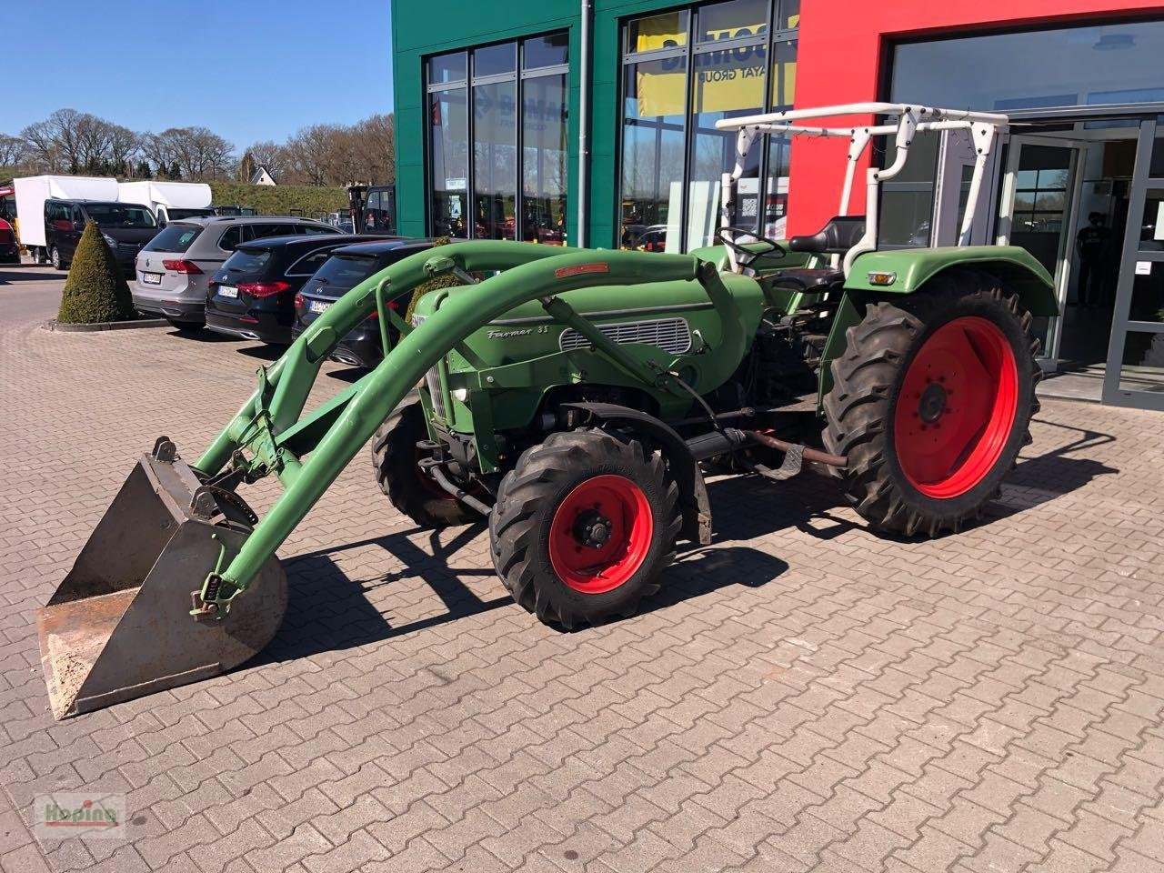Fendt Farmer 3s - Traktor: das Bild 2 Fendt Farmer 3s - Traktor: das Bild 2