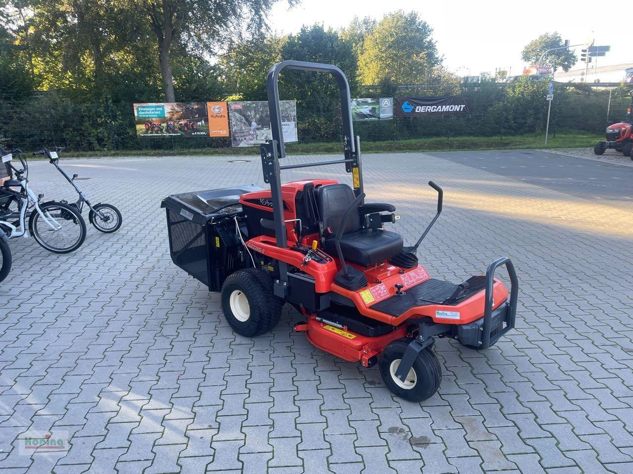 Kubota GZD 15 LD - Rasenmäher: das Bild 4 Kubota GZD 15 LD - Rasenmäher: das Bild 4