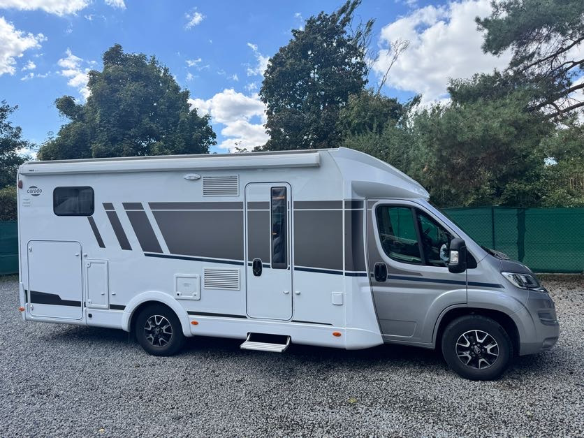 CARADO T447 PRO+ , camera, radio, awning, bike holder, LPG, ALU - Teilintegriertes Wohnmobil: das Bild 1 CARADO T447 PRO+ , camera, radio, awning, bike holder, LPG, ALU - Teilintegriertes Wohnmobil: das Bild 1