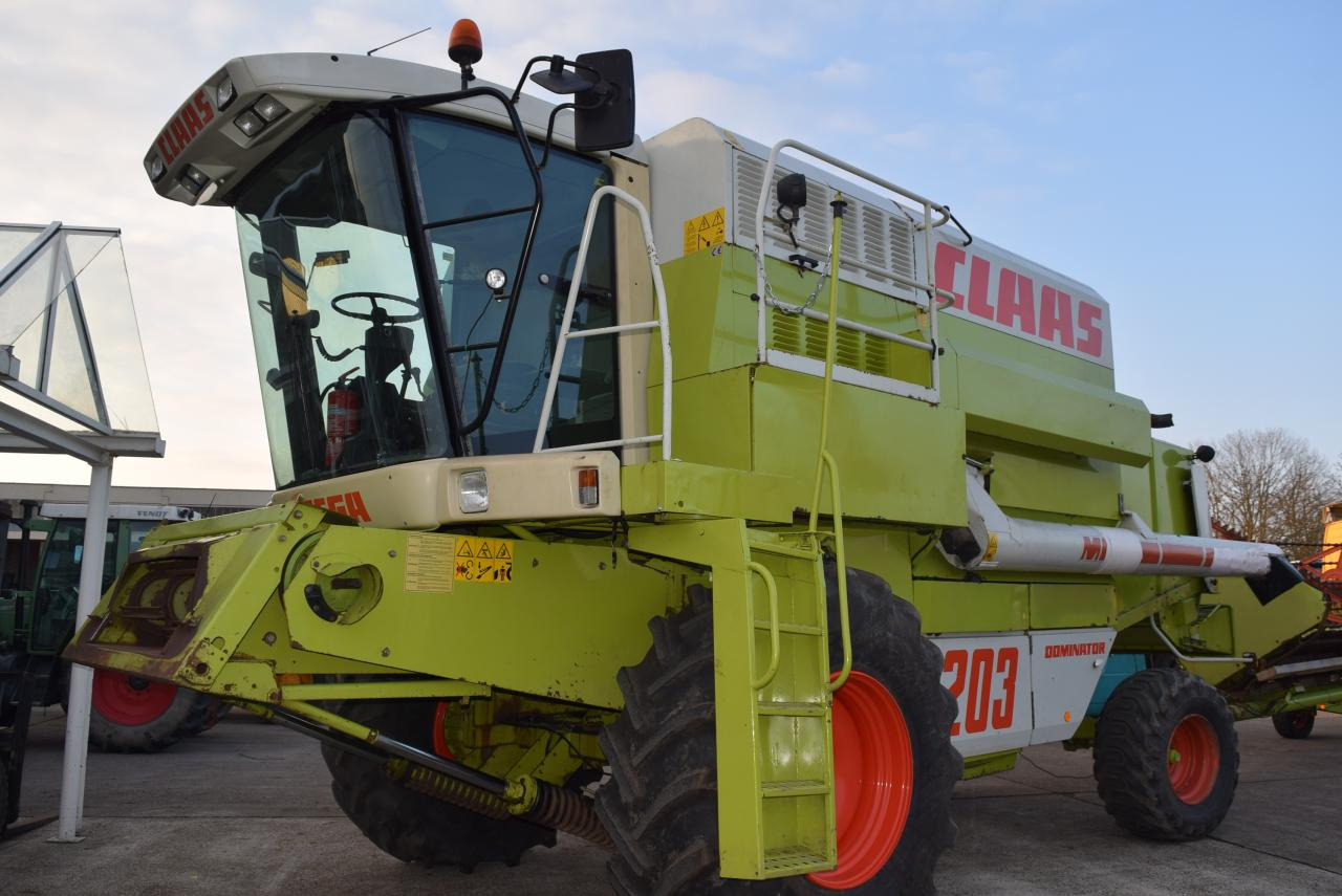 Mähdrescher CLAAS Dominator 203 Mega: das Bild 1