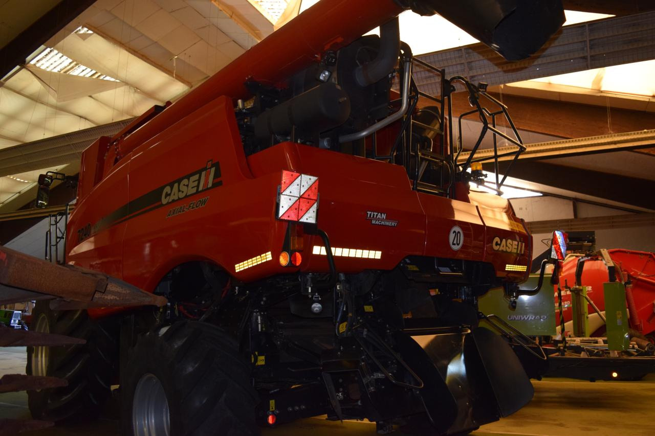 Case-IH 7240 Axial Flow - Mähdrescher: das Bild 4 Case-IH 7240 Axial Flow - Mähdrescher: das Bild 4