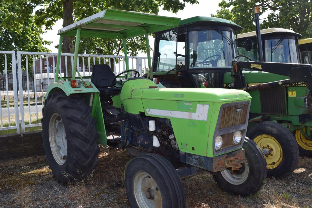 Deutz-Fahr D4507 - Traktor: das Bild 3 Deutz-Fahr D4507 - Traktor: das Bild 3