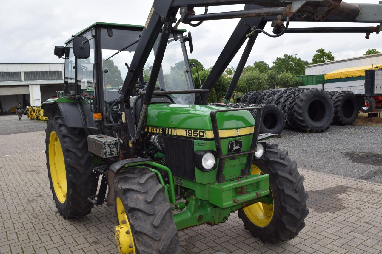 John Deere 1950 - Traktor: das Bild 3 John Deere 1950 - Traktor: das Bild 3