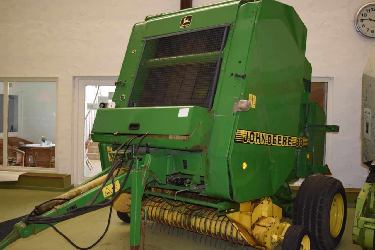 John Deere 580 - Rundballenpresse: das Bild 3 John Deere 580 - Rundballenpresse: das Bild 3