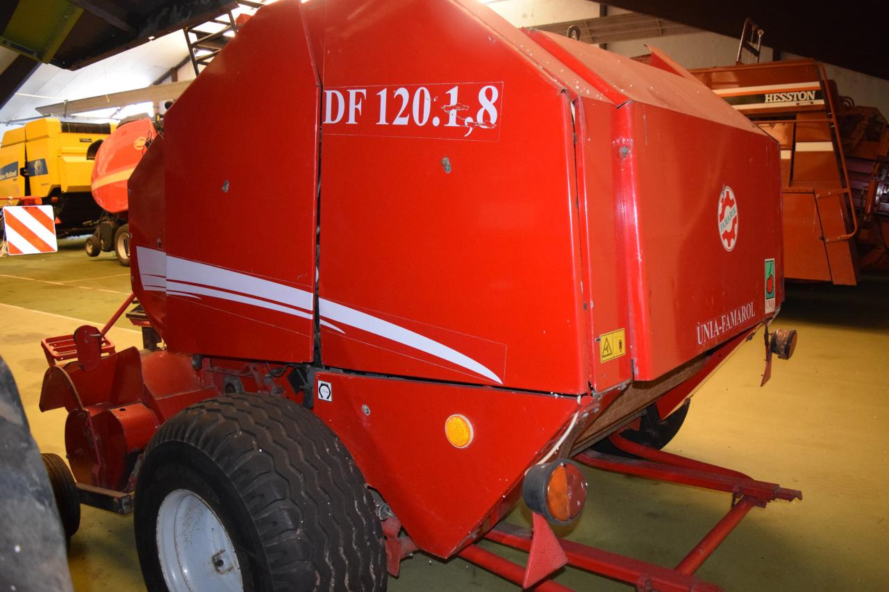 Unia DF 120.1.8 - Rundballenpresse: das Bild 5 Unia DF 120.1.8 - Rundballenpresse: das Bild 5