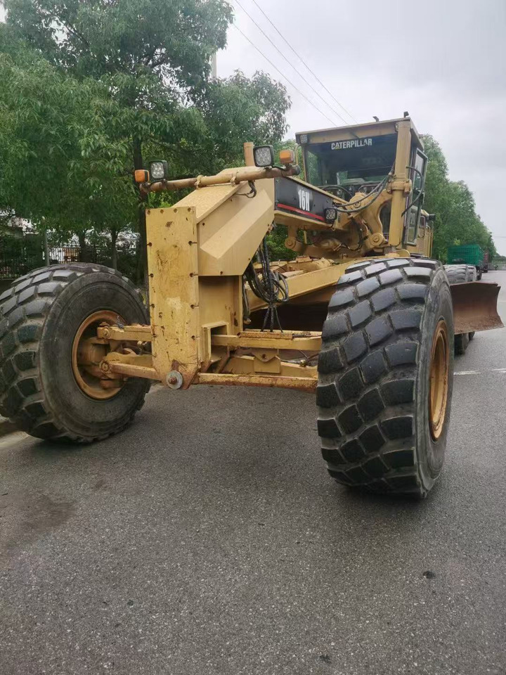 CAT 16H - Grader: das Bild 2 CAT 16H - Grader: das Bild 2