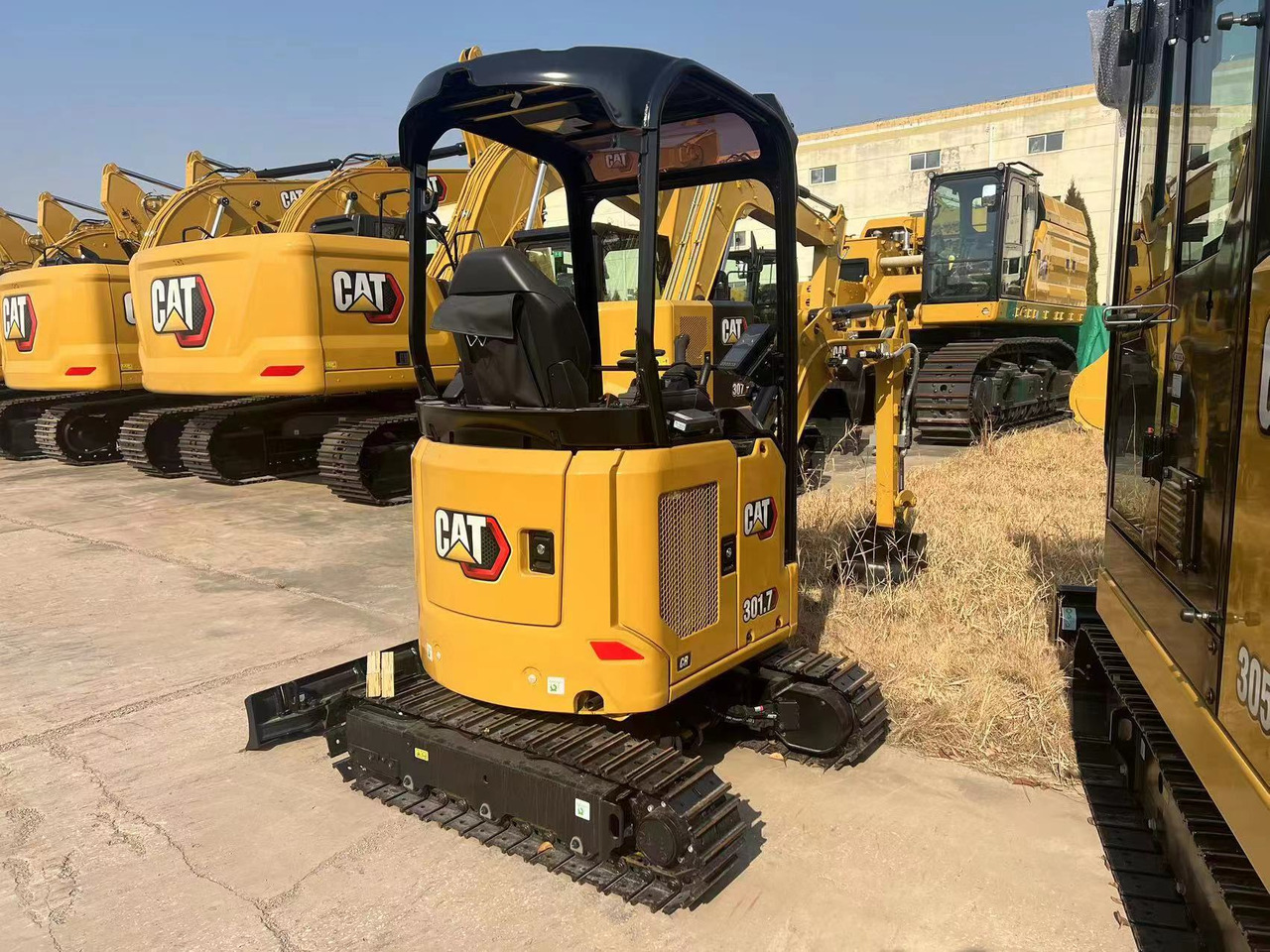 CAT 301.7 - Minibagger: das Bild 1 CAT 301.7 - Minibagger: das Bild 1
