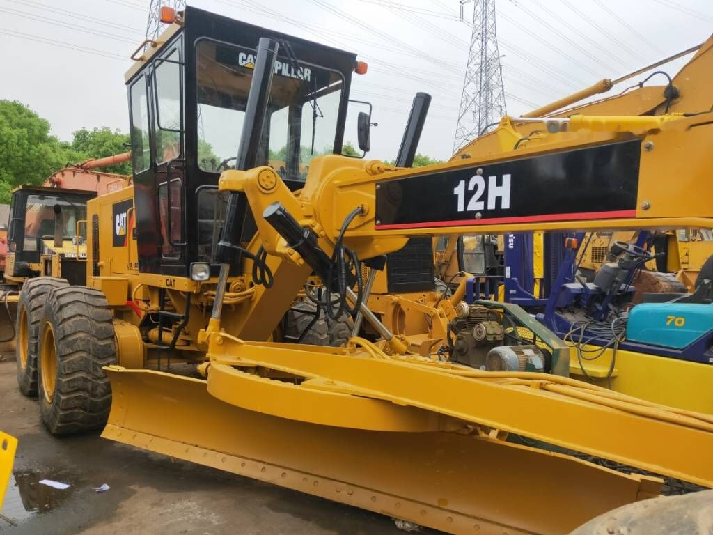 Caterpillar 12H - Grader: das Bild 2 Caterpillar 12H - Grader: das Bild 2