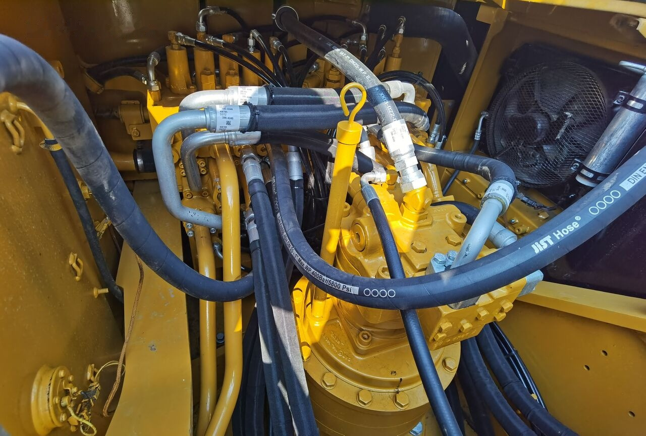 Caterpillar 324D2 - Kettenbagger: das Bild 5 Caterpillar 324D2 - Kettenbagger: das Bild 5