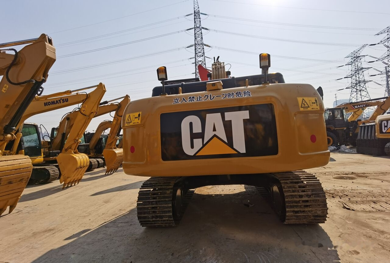 Caterpillar 324D2 - Kettenbagger: das Bild 4 Caterpillar 324D2 - Kettenbagger: das Bild 4