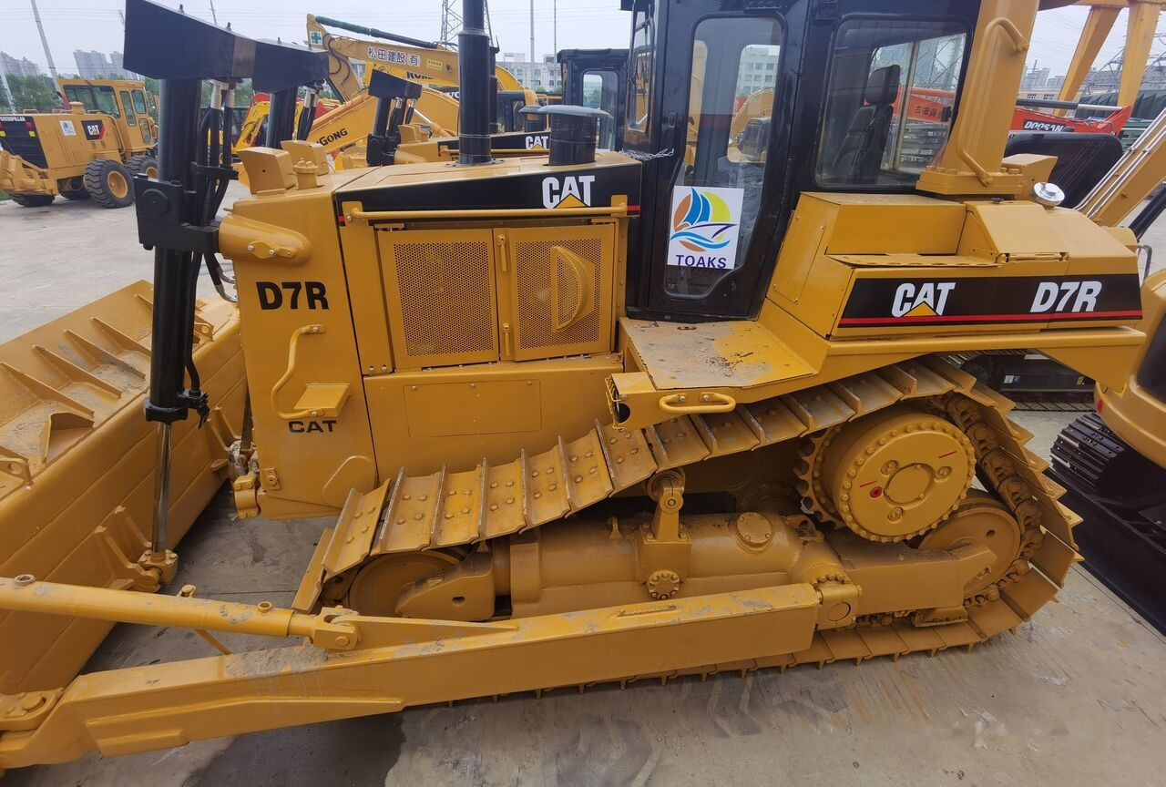 Caterpillar D7R - Bulldozer: das Bild 3 Caterpillar D7R - Bulldozer: das Bild 3