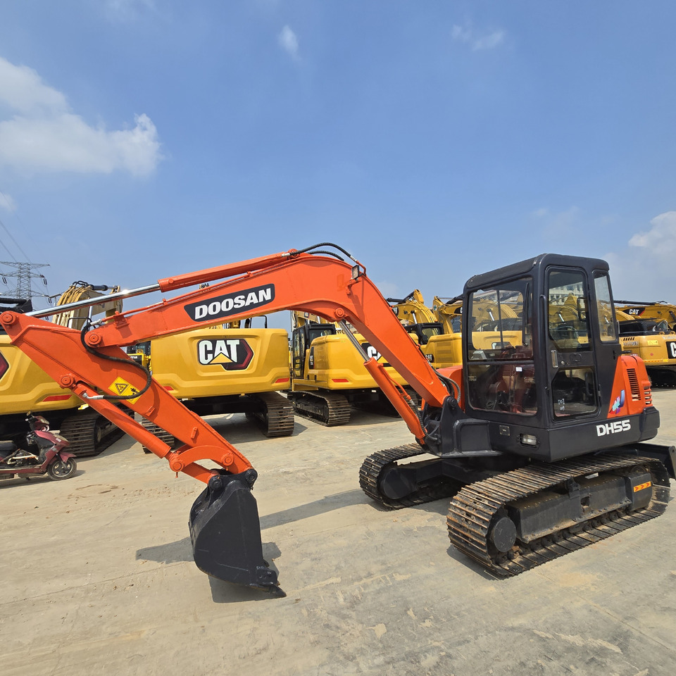 DOOSAN DH55 - Minibagger: das Bild 2 DOOSAN DH55 - Minibagger: das Bild 2