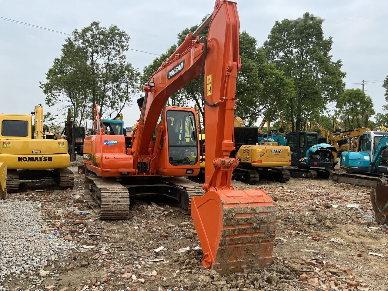 Doosan DH150LC-7 - Kettenbagger: das Bild 4 Doosan DH150LC-7 - Kettenbagger: das Bild 4