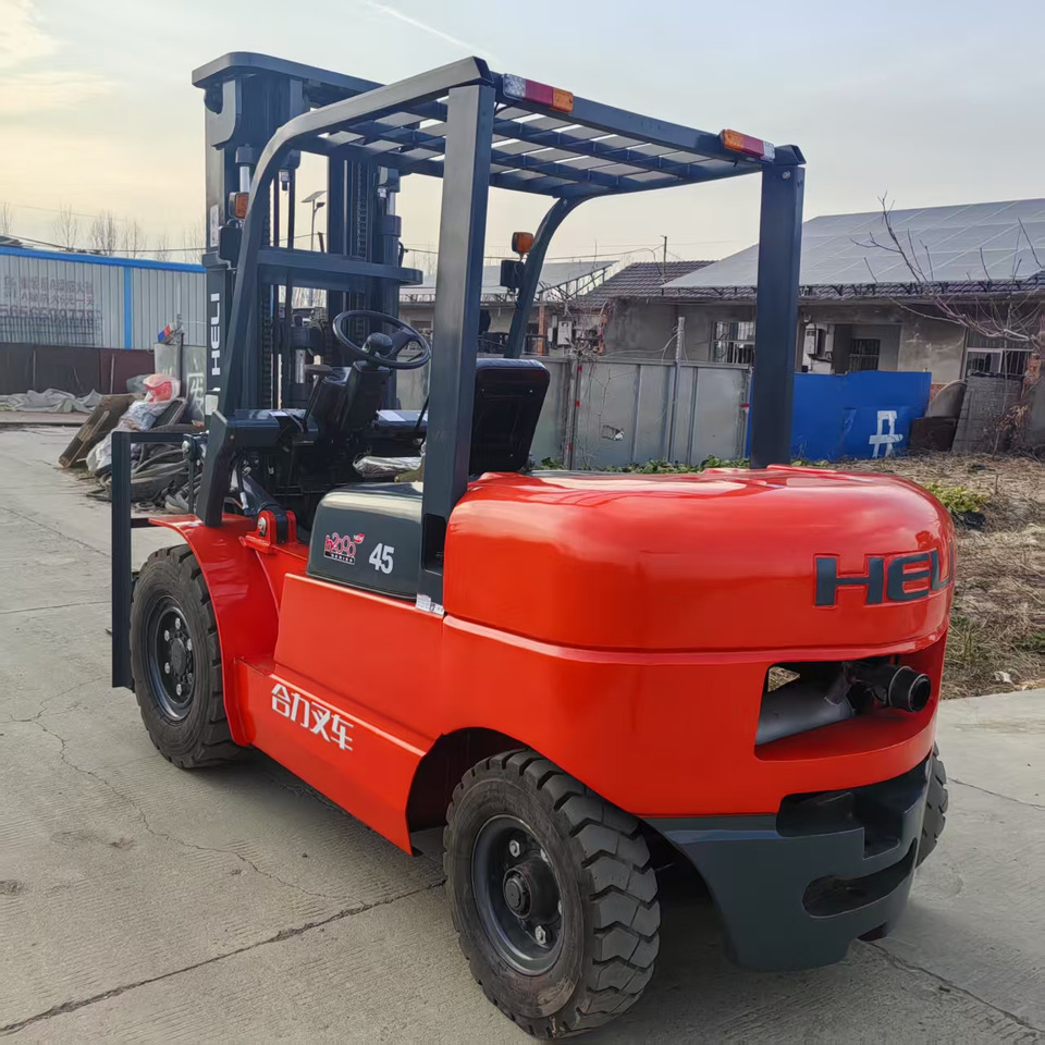 HELI FD45 - Dieselstapler: das Bild 3 HELI FD45 - Dieselstapler: das Bild 3