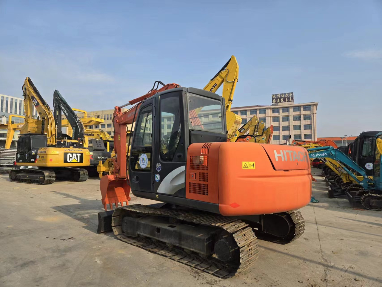 HITACHI ZX60 - Minibagger: das Bild 3 HITACHI ZX60 - Minibagger: das Bild 3