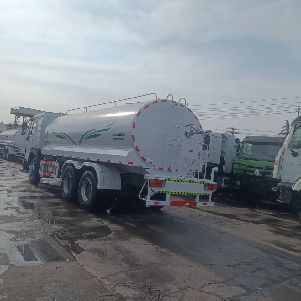 HOWO 20m³ sprinkler truck - Tankwagen: das Bild 4 HOWO 20m³ sprinkler truck - Tankwagen: das Bild 4