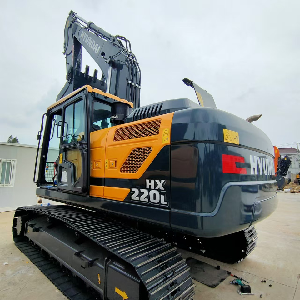 HYUNDAI HX220L - Kettenbagger: das Bild 2 HYUNDAI HX220L - Kettenbagger: das Bild 2