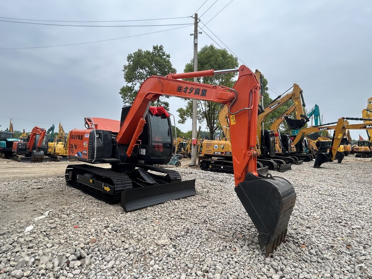 Hitachi ZX70 - Kettenbagger: das Bild 5 Hitachi ZX70 - Kettenbagger: das Bild 5