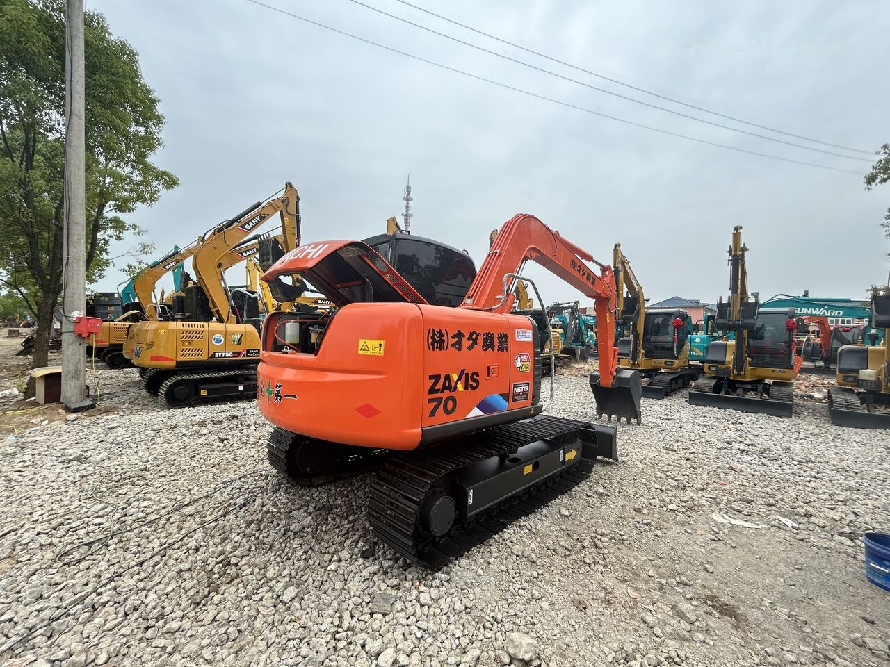 Hitachi ZX70 - Kettenbagger: das Bild 2 Hitachi ZX70 - Kettenbagger: das Bild 2
