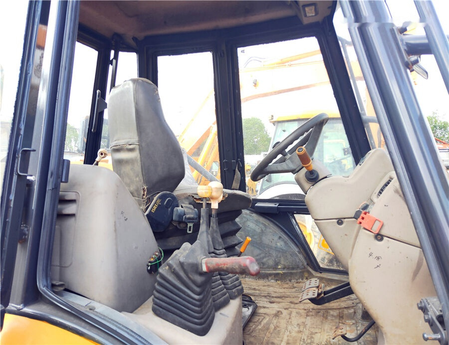JCB 4CX - Baggerlader: das Bild 2 JCB 4CX - Baggerlader: das Bild 2