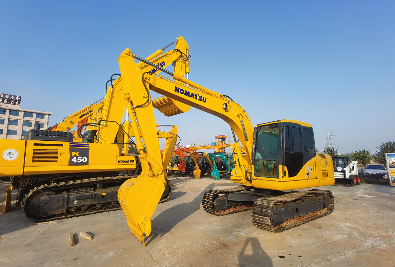 KOMATSU PC130-7 - Minibagger: das Bild 3 KOMATSU PC130-7 - Minibagger: das Bild 3