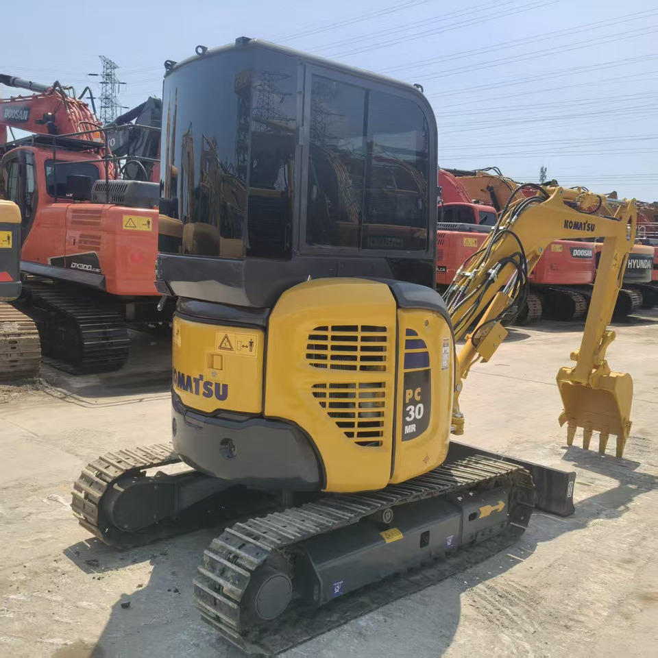 KOMATSU PC30 - Minibagger: das Bild 5 KOMATSU PC30 - Minibagger: das Bild 5