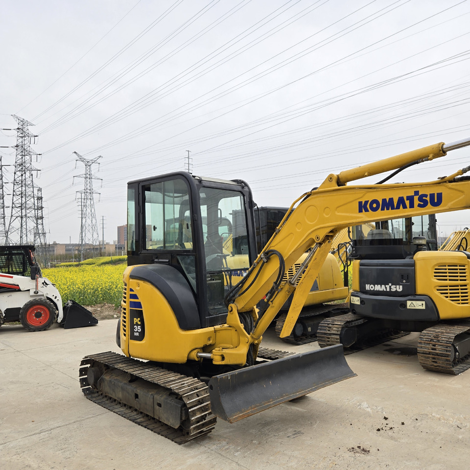 KOMATSU PC35MR - Minibagger: das Bild 2 KOMATSU PC35MR - Minibagger: das Bild 2