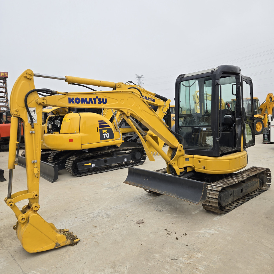 KOMATSU PC35MR - Minibagger: das Bild 4 KOMATSU PC35MR - Minibagger: das Bild 4