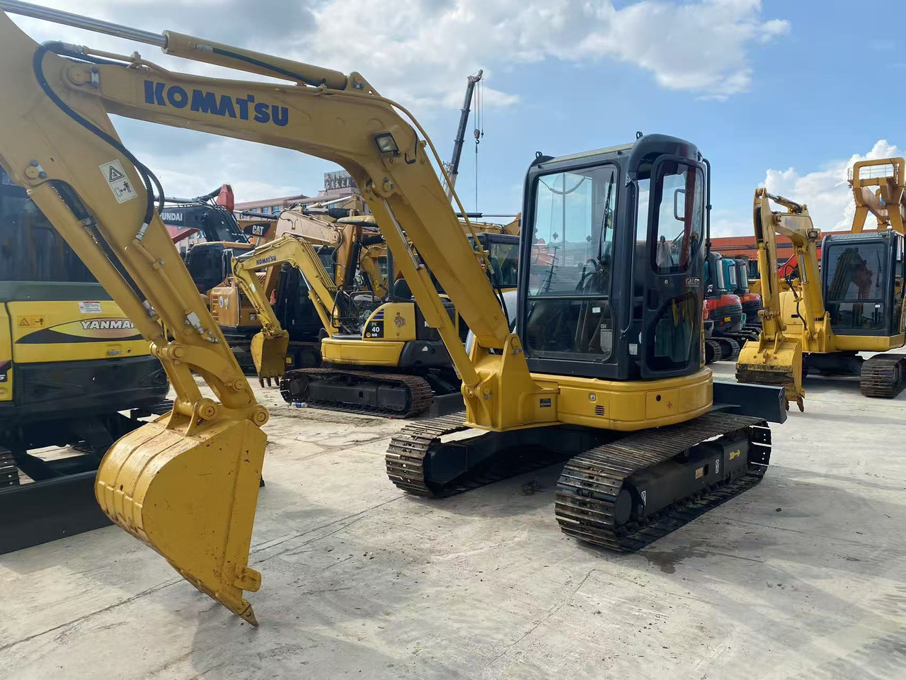 KOMATSU PC55MR - Minibagger: das Bild 4 KOMATSU PC55MR - Minibagger: das Bild 4