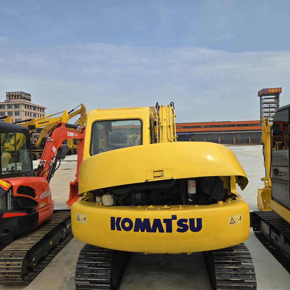 KOMATSU PC60 - Minibagger: das Bild 3 KOMATSU PC60 - Minibagger: das Bild 3