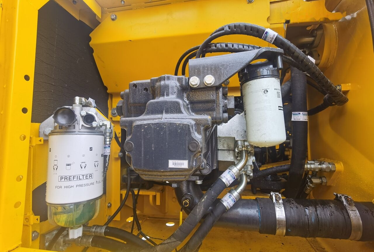 Kettenbagger Komatsu PC200-8: das Bild 12