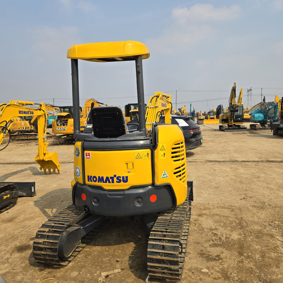 Komatsu PC30MR - Kettenbagger: das Bild 3 Komatsu PC30MR - Kettenbagger: das Bild 3