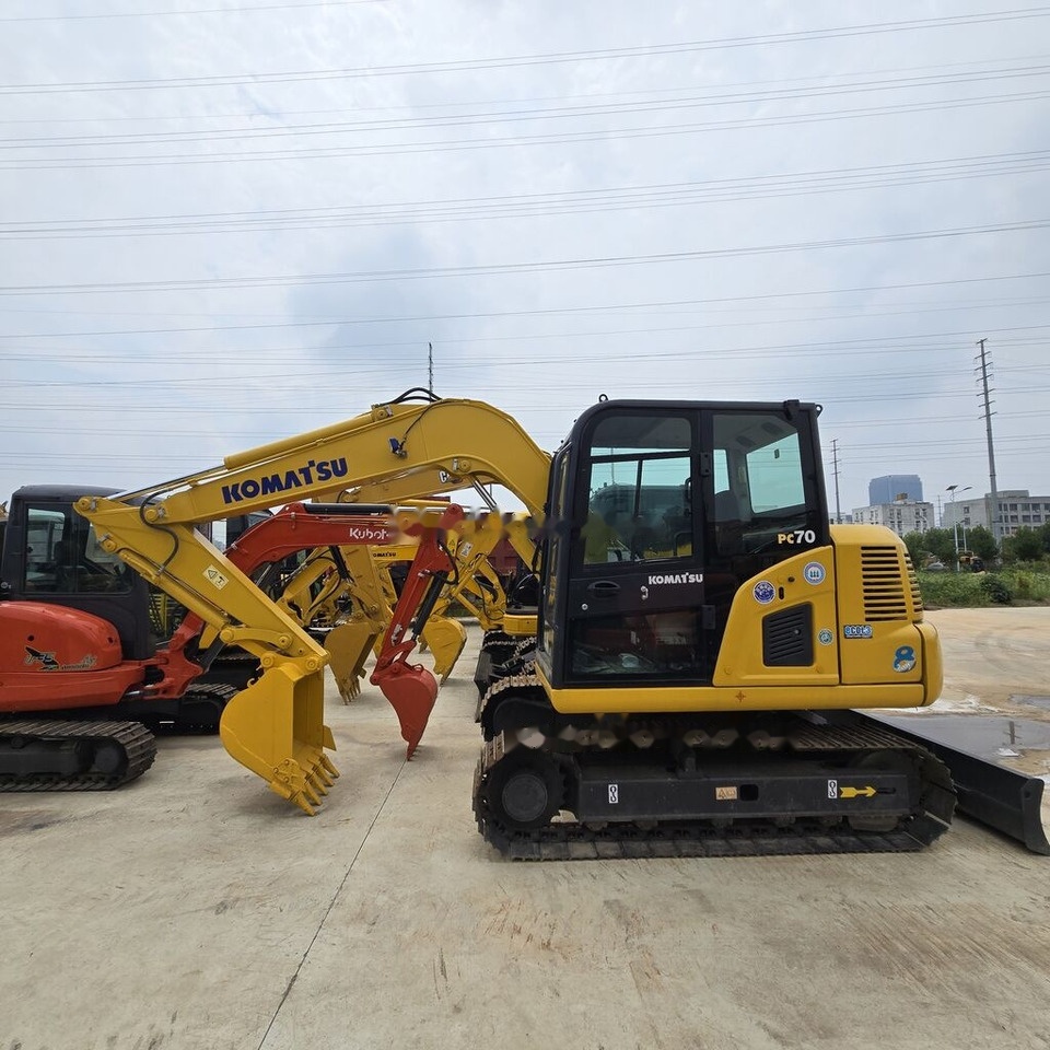 Komatsu PC70-8 - Minibagger: das Bild 3 Komatsu PC70-8 - Minibagger: das Bild 3