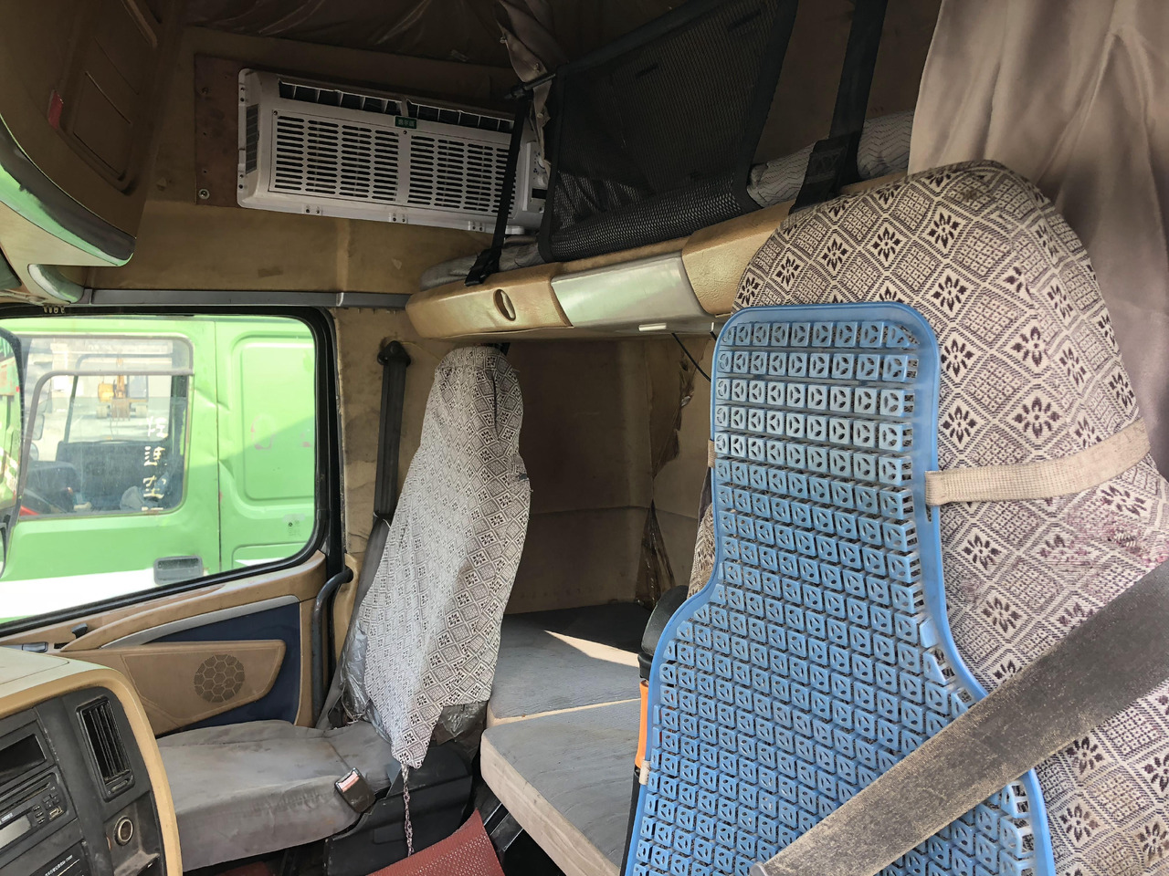 SINOTRUK HOWO A7 - Sattelzugmaschine: das Bild 4 SINOTRUK HOWO A7 - Sattelzugmaschine: das Bild 4