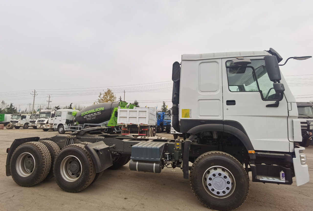 SINOTRUK HOWO trailer head - Sattelzugmaschine: das Bild 3 SINOTRUK HOWO trailer head - Sattelzugmaschine: das Bild 3