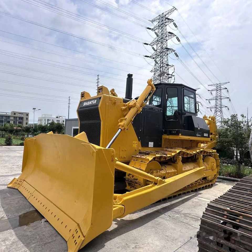 Shantui SD32 - Bulldozer: das Bild 1 Shantui SD32 - Bulldozer: das Bild 1