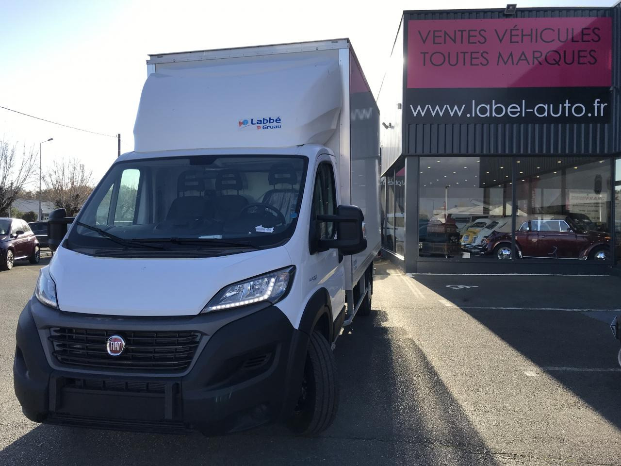 FIAT DUCATO 3T5 CAISSE + HAYON 2.3 MJT 140CH PRO LOUNGE - Koffer Transporter: das Bild 3 FIAT DUCATO 3T5 CAISSE + HAYON 2.3 MJT 140CH PRO LOUNGE - Koffer Transporter: das Bild 3