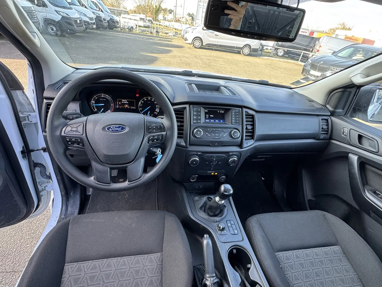 Ford Ranger 2.0 TDCI 170CH SIMPLE CABINE XL - Pick-up: das Bild 3 Ford Ranger 2.0 TDCI 170CH SIMPLE CABINE XL - Pick-up: das Bild 3