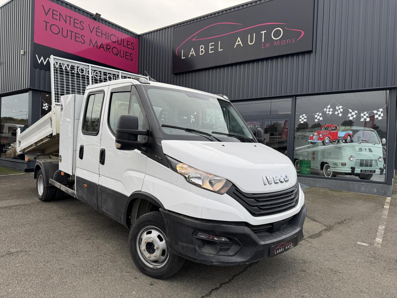 IVECO Daily 35 C 16 D S&S (Quad-Leaf) CHASSIS DOUBLE CABINE 2014 35C/35S CHASSIS CABINE DOUBLE Chassi - Kipper Transporter, Transporter mit Doppelkabine: das Bild 2 IVECO Daily 35 C 16 D S&S (Quad-Leaf) CHASSIS DOUBLE CABINE 2014 35C/35S CHASSIS CABINE DOUBLE Chassi - Kipper Transporter, Transporter mit Doppelkabine: das Bild 2