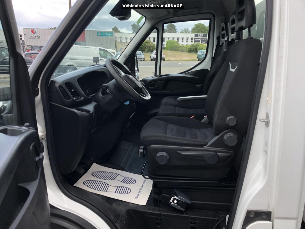 IVECO Daily 35 C 16H3.0 (Quad-Leaf) CHASSIS CABINE 2014 35C/35S Chassis cabine 35 C Epmt.3.75 PHASE 4 - Kipper Transporter: das Bild 5 IVECO Daily 35 C 16H3.0 (Quad-Leaf) CHASSIS CABINE 2014 35C/35S Chassis cabine 35 C Epmt.3.75 PHASE 4 - Kipper Transporter: das Bild 5