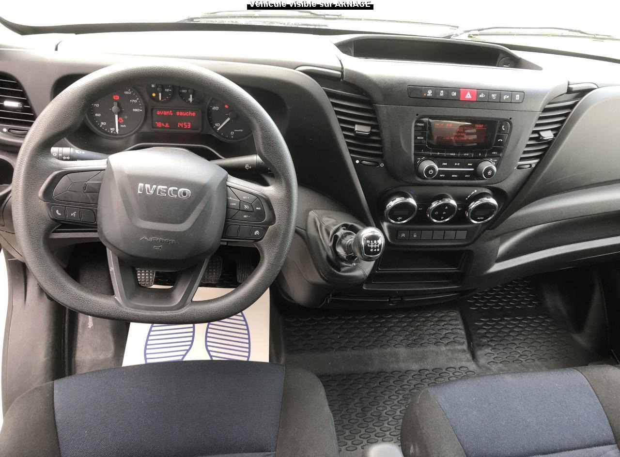 IVECO Daily 35 C 16H3.0 (Quad-Leaf) CHASSIS CABINE 2014 35C/35S Chassis cabine 35 C Epmt.3.75 PHASE 4 - Kipper Transporter: das Bild 4 IVECO Daily 35 C 16H3.0 (Quad-Leaf) CHASSIS CABINE 2014 35C/35S Chassis cabine 35 C Epmt.3.75 PHASE 4 - Kipper Transporter: das Bild 4