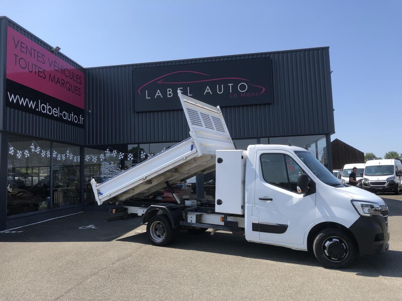 RENAULT MASTER 3T5 BENNE COFFRE RJ 2.3DCI130CH PROPULSION - Kipper Transporter: das Bild 1 RENAULT MASTER 3T5 BENNE COFFRE RJ 2.3DCI130CH PROPULSION - Kipper Transporter: das Bild 1