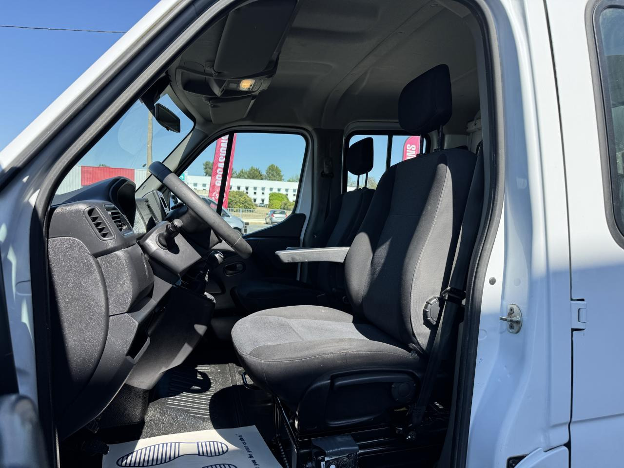 RENAULT MASTER 3T5 BENNE + COFFRE RJ DOUBLE CABINE 6 PL 2.3 DCI 130 CH CONFORT - Kipper Transporter: das Bild 5 RENAULT MASTER 3T5 BENNE + COFFRE RJ DOUBLE CABINE 6 PL 2.3 DCI 130 CH CONFORT - Kipper Transporter: das Bild 5